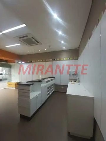 Foto Edifício Inteiro