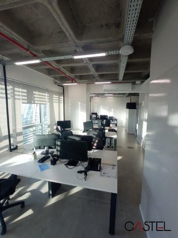 Foto Sala / Conjunto Comercial