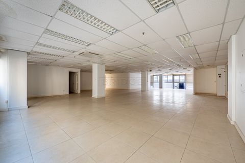 Foto Sala / Conjunto Comercial