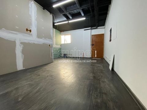 Foto Sala / Conjunto Comercial