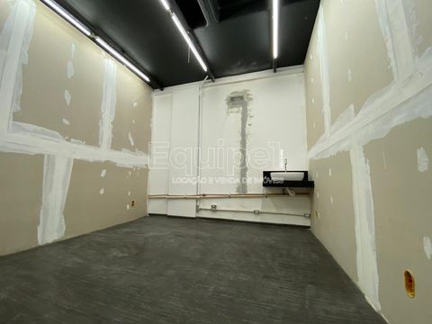Foto Sala / Conjunto Comercial