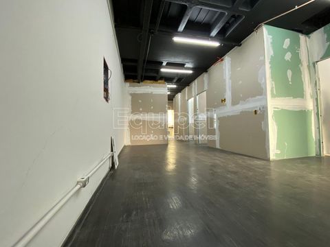 Foto Sala / Conjunto Comercial