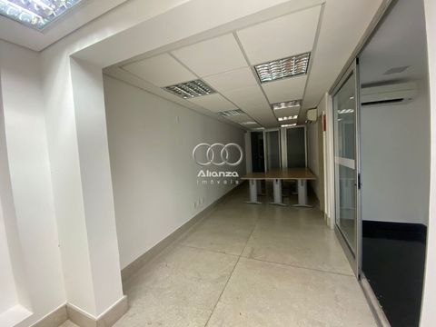 Foto Edifício Inteiro