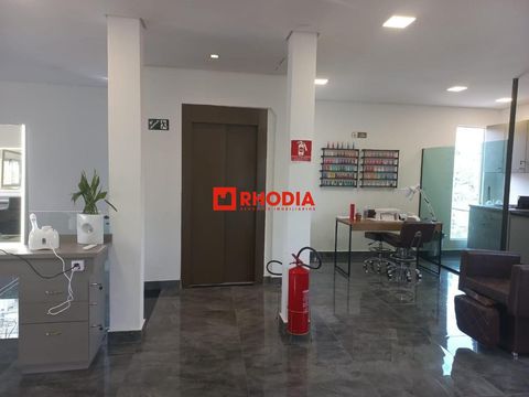 Foto Sala / Conjunto Comercial