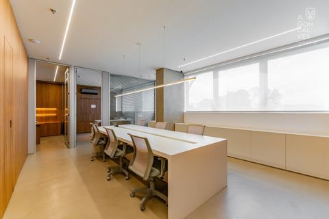 Foto Sala / Conjunto Comercial