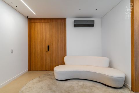 Foto Sala / Conjunto Comercial