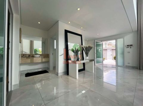Foto Casa em Condomínio
