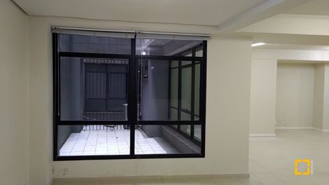 Foto Sala / Conjunto Comercial