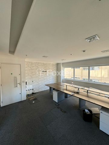 Foto Sala / Conjunto Comercial