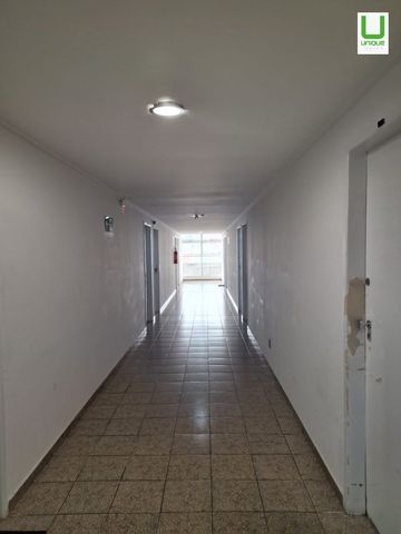 Foto Sala / Conjunto Comercial