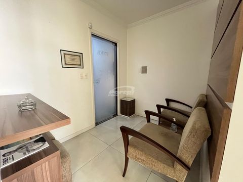 Foto Sala / Conjunto Comercial