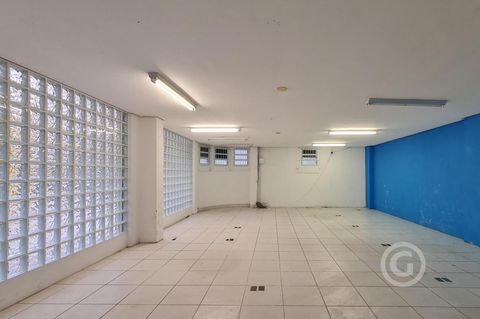 Foto Edifício Inteiro