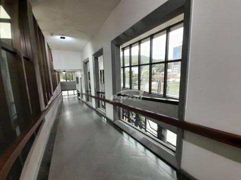 Foto Sala / Conjunto Comercial