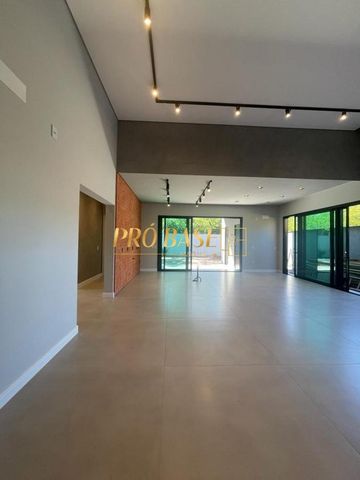 Foto Casa em Condomínio