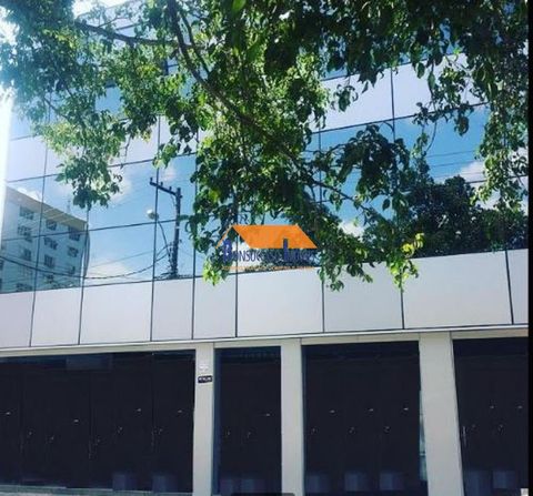 Foto Edifício Inteiro
