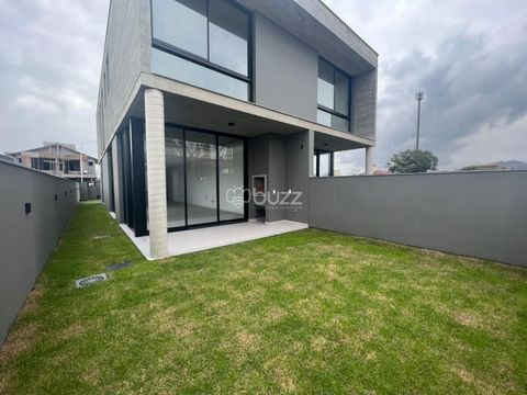 Foto Casa em Condomínio