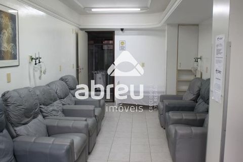 Foto Edifício Inteiro