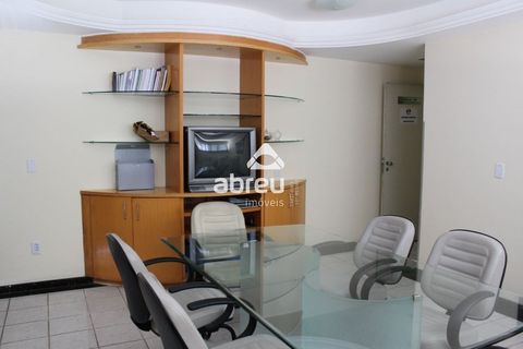 Foto Edifício Inteiro