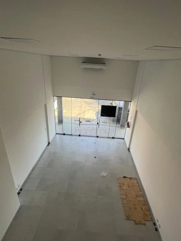 Foto Sala / Conjunto Comercial