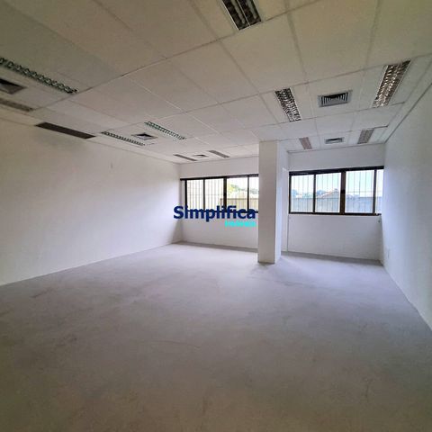 Foto Sala / Conjunto Comercial