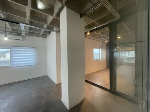 Foto Sala / Conjunto Comercial