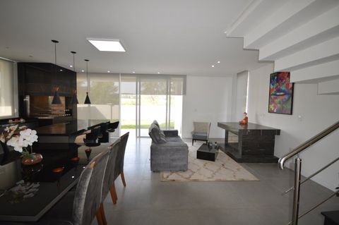 Foto Casa em Condomínio