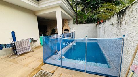 Foto Casa em Condomínio