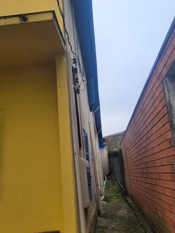 Foto Edifício Inteiro