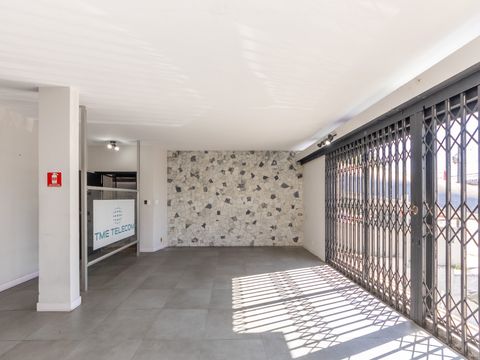 Foto Sala / Conjunto Comercial