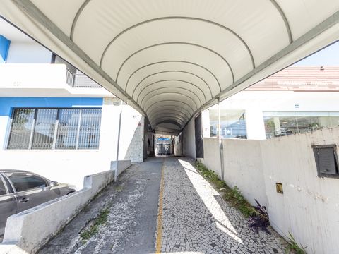 Foto Sala / Conjunto Comercial