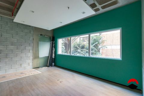 Foto Sala / Conjunto Comercial