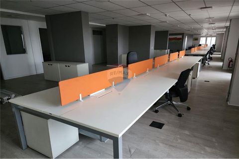 Foto Sala / Conjunto Comercial