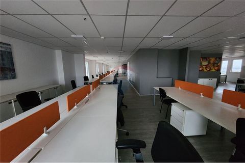 Foto Sala / Conjunto Comercial