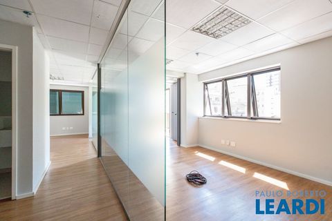 Foto Sala / Conjunto Comercial