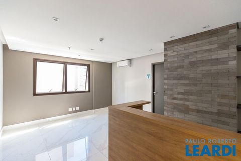 Foto Sala / Conjunto Comercial