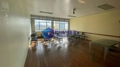 Foto Edifício Inteiro