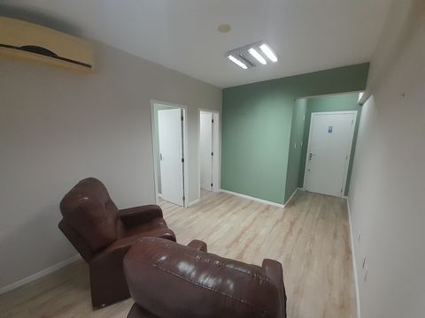 Foto Sala / Conjunto Comercial
