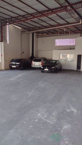 Foto Edifício Inteiro