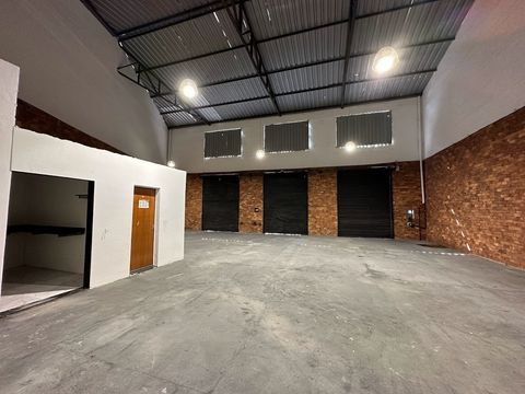 Foto Galpão / Depósito / Armazém / Pavilhão