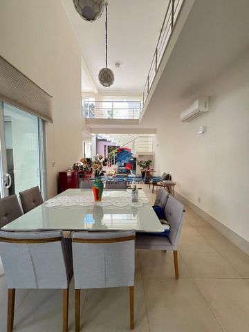 Foto Casa em Condomínio