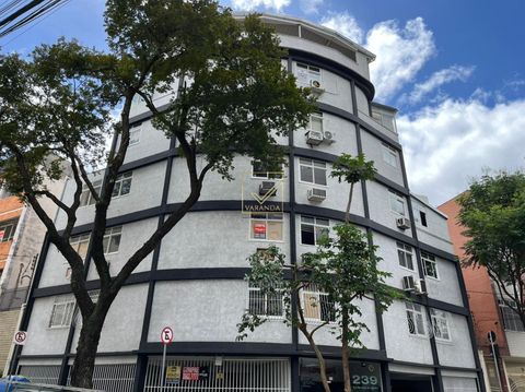Foto Edifício Inteiro