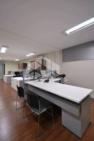 Foto Sala / Conjunto Comercial