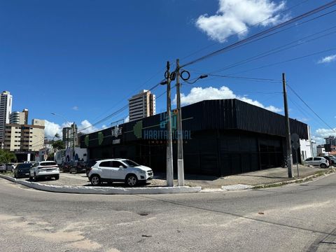 Foto Edifício Inteiro
