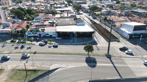 Foto Edifício Inteiro