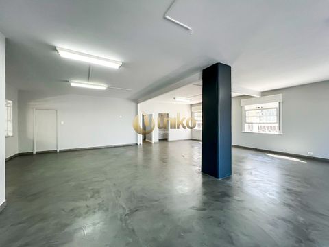 Foto Sala / Conjunto Comercial