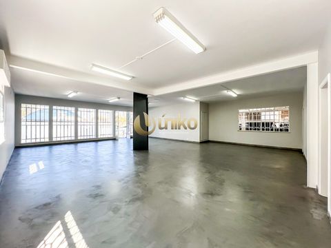 Foto Sala / Conjunto Comercial