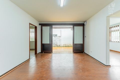 Foto Sala / Conjunto Comercial