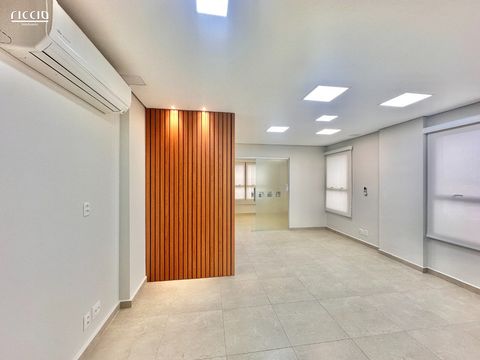 Foto Sala / Conjunto Comercial