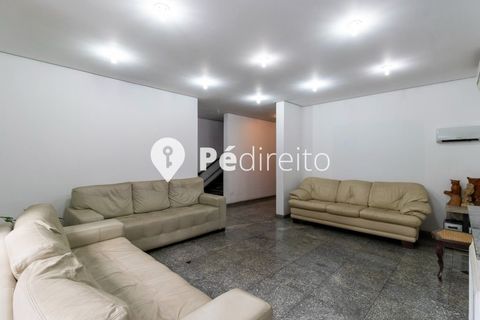 Foto Edifício Inteiro