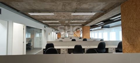 Foto Sala / Conjunto Comercial